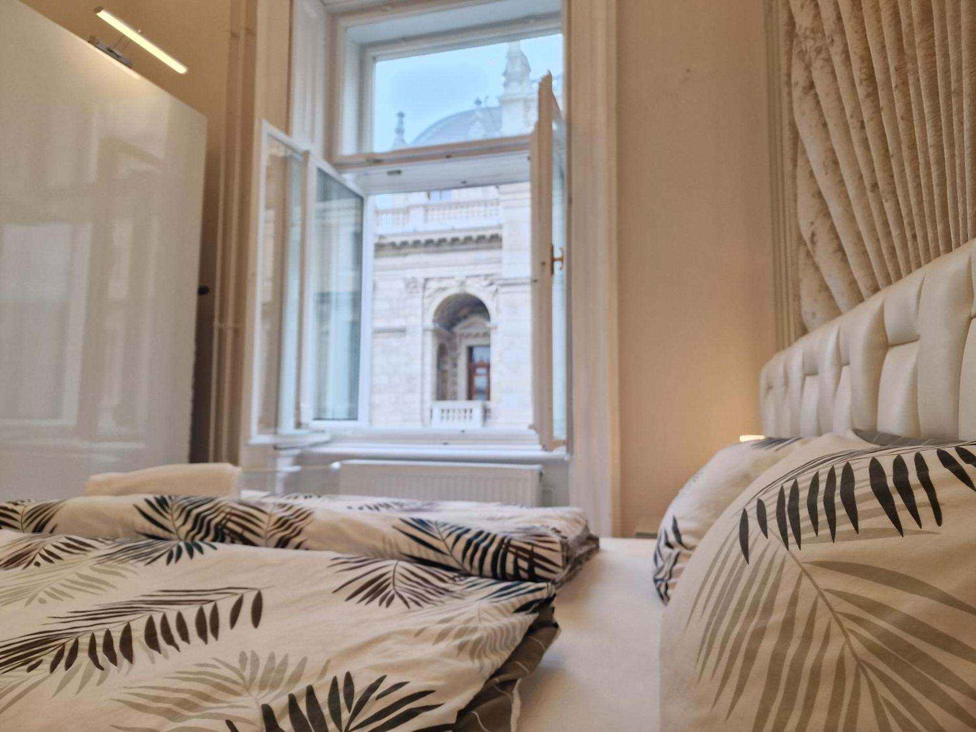 Opera View Residence - Live In Luxury Budapest Exterior photo